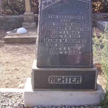 RICHTER Bernard W. 1846-1931 &amp; Maria M. BADENHORST 1861-1949