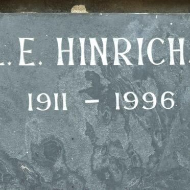 HINRICHS L.E. 1911-1996