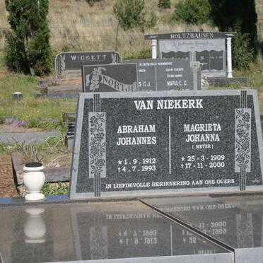 NIEKERK Abraham Johannes, van 1912-1993 &amp; Margrieta Johanna MEYER 1909-2000