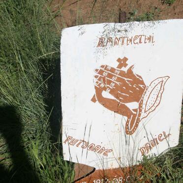 RANTHETHI Putsoane Daniel 1912-??