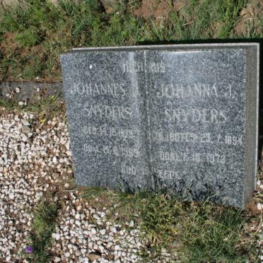 SNYDERS Johannes 1879-196? &amp; Johanna J. BOTES 1894-1973