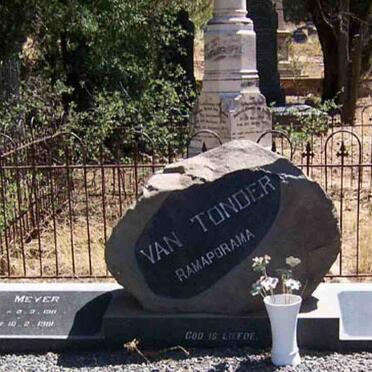 TONDER Meyer, van 1911-1981 &amp; Hetta 1915-1999