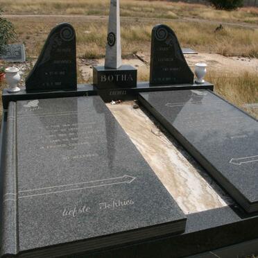 BOTHA Reinier Johannes 1912-1982 &amp; Maria Elizabeth HERBST 1922-