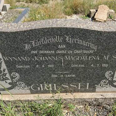GRIESSEL Wynand Johannes -1913 &amp; Magdalena M.S. -1915