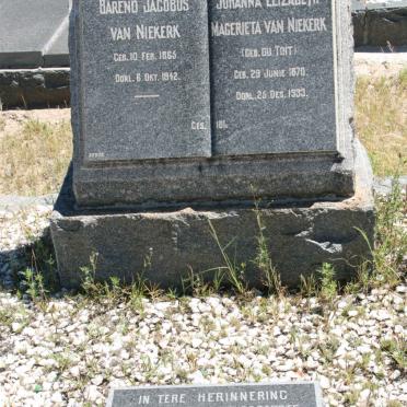 NIEKERK Barend Jacobus, van 1865-1942 &amp; Johanna Elizabeth Magerieta DU TOIT 1870-1933
