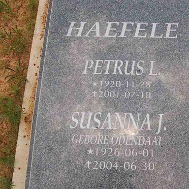 HAEFELE Petrus L. 1920-2001 &amp; Susanna J. ODENDAAL 1926-2004