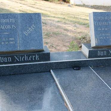 NIEKERK Rudolph Jacobus, van 1906-1969 & Gertruida Elizabeth DE WET 1906-1970