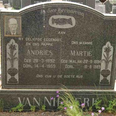 NIEKERK Andries, van 1892-1959 &amp; Martie MALAN 1894-1989