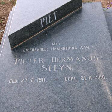 STEYN Pieter Hermanus 1911-1980 & Zenobia Jacoba 1911-1987 _2
