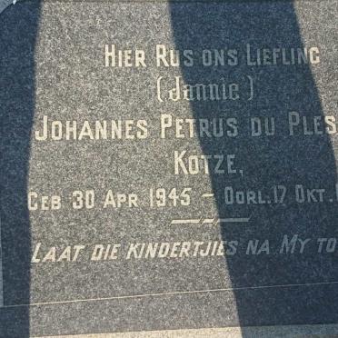 KOTZE Johannes Petrus du Plessis 1945-1945
