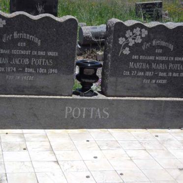POTTAS Johan Jacob 1874-1940 &amp; Martha Maria 1887-1954