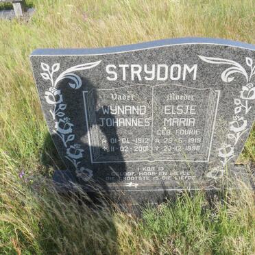 STRYDOM Wynand Johannes 1912-2001 &amp; Elsje Maria FOURIE 1919-1996