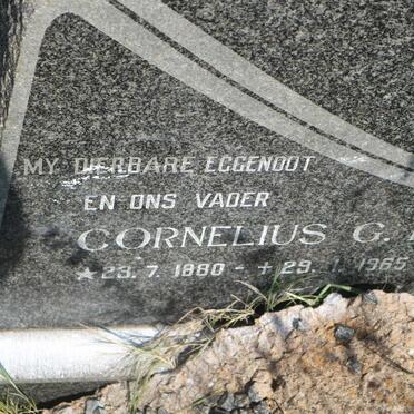 ? Cornelius G.F. 1880-1965 &amp; Martha M. DU PREEZ 1886-1966