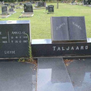 TALJAARD Japie 1902-1969 &amp; Annatjie 1909-1987