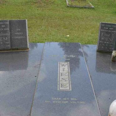 WIESE Christiaan J. 1907-1996 &amp; Elsie H. MEINTJES 1911-1974