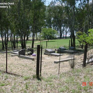 Free State, FRANKFORT district, Vaaldam, Jim Fouche Oord, farm cemetery_3