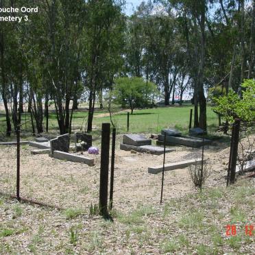 Free State, FRANKFORT district, Vaaldam, Jim Fouche Oord, farm cemetery_3