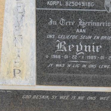 DEVENTER Reynie, van 1966-1985
