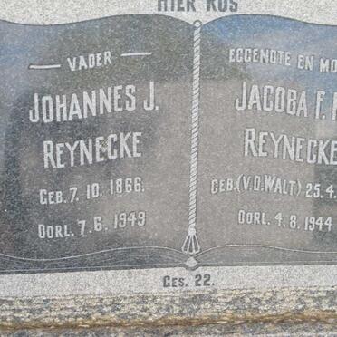 REYNECKE Johannes J. 1866-1949 &amp; Jacoba F.M. v.d.WALT 1865-1944