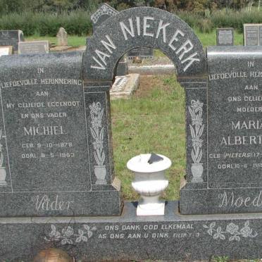 NIEKERK Michiel, van 1878-1963 &amp; Martha Albertha PIETERS 1882-1959