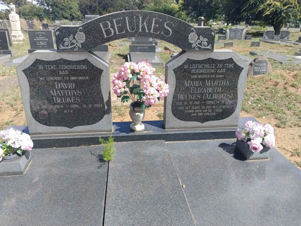 BEUKES Dawid Matthys 1924-1954 & Maria Martha Elizabeth ALBERTS 1919-1982