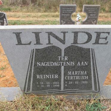 LINDE Reinier 1935-1998 & Martha Gertruida 1935-
