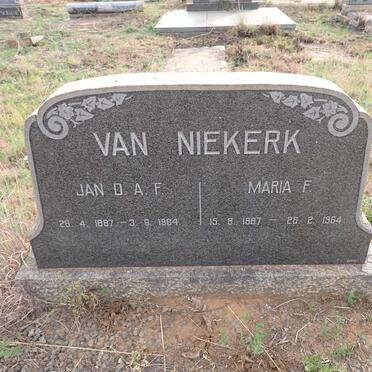 NIEKERK Jan D.A.F., van 1887-1964 & Maria F. 1887-1964
