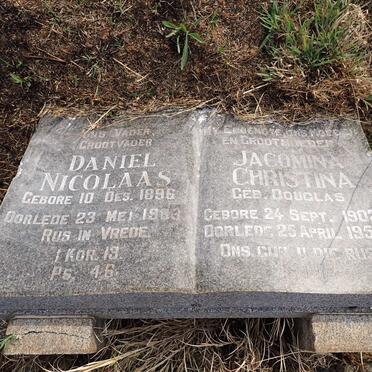 VUREN Daniel Nicolaas, Janse van 1896-1983 & Jacomina Christina DOUGLAS 1902-1959_2