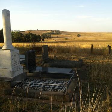 Free State, HEILBRON district, Mooifontein 1042, farm cemetery