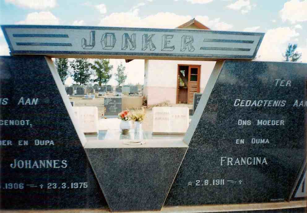 JONKER Johannes 1906-1975 &amp; Francina Herculina Christina Sophia OPPERMAN 1911-1996