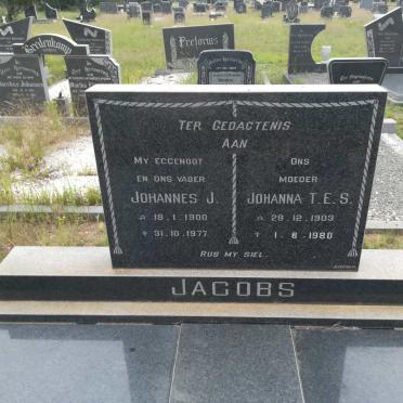 JACOBS Johannes J. 1900-1977 &amp; Johanna T.E.S. 1903-1980