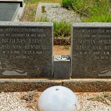 RENSBURG Nicolaas Esias, Janse van 1891-1966 &amp; Sophia Magdalena 1896-1973