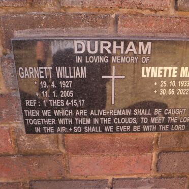 DURHAM Garnett William 1927-2005 & Lynette Mary 1933-2022