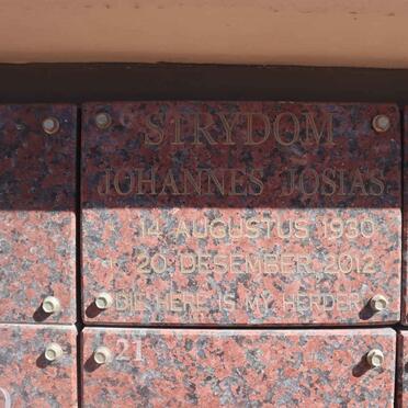 STRYDOM Johannes Josias 1930-2012