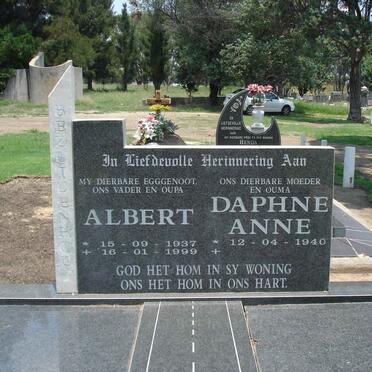 BEZUIDENHOUT Albert 1937-1999 &amp; Daphne Anne 1940-