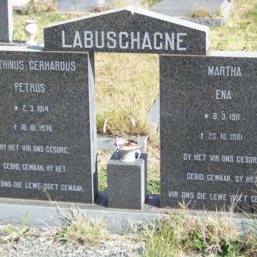 LABUSCHAGNE Marthinus Gerhardus Petrus 1914-1978 &amp; Martha Ena 1911-1981