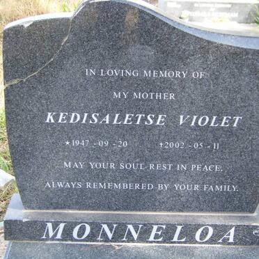 MONNELOA Kedisaletse Violet 1947-2002