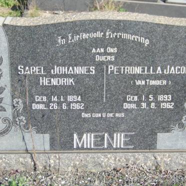 MIENIE Sarel Johannes Hendrik 1894-1962 &amp; Petronella Jacoba VAN TONDER 1893-1962