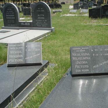 PIETERS Wessel Hendrik 1892-1972 &amp; Nicolasina Wilhemina Jacoba HORN 1896-1981