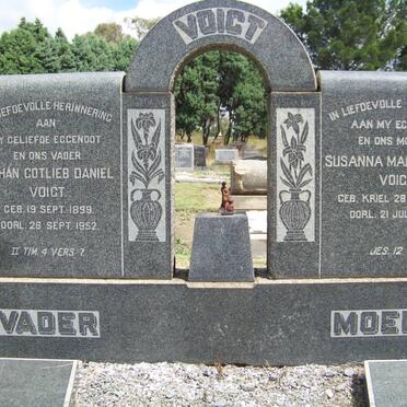 VOIGT Johan Gotlieb Daniel 1899-1952 &amp; Susanna Margaretha KRIEL 1904-1943