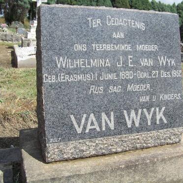 WYK Wilhelmina J.E., van nee ERASMUS 1880-1952