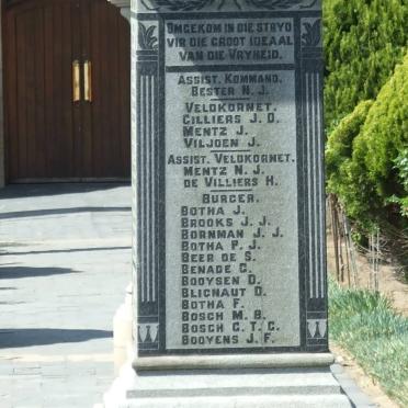 Free State, HEILBRON, NG Kerk, Burgher monument & gedenkmuur