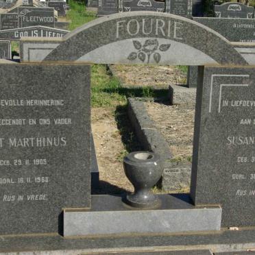 FOURIE Gert Marthinus 1905-1963 &amp; Susanna J.W.A. 1906-1982