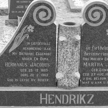HENDRIKZ Hermanus Jacobus 1889-1962 &amp; Martha Johanna CONRADIE 1897-1970