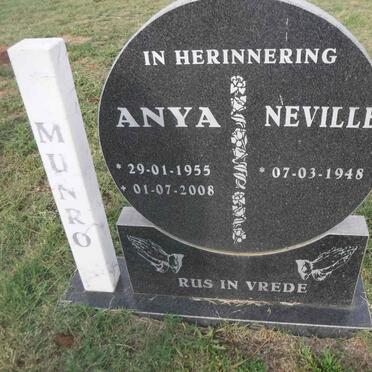 MUNRO Neville 1948- &amp; Anya 1955-2008