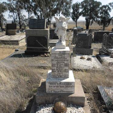 GERTENBACH Jannie 1924-1928 :: GERTENBACH Pieter 1928-1928 :: GERTENBACH Kato 1929-1932