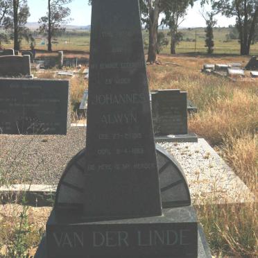 L - Vanne :: Surnames - L