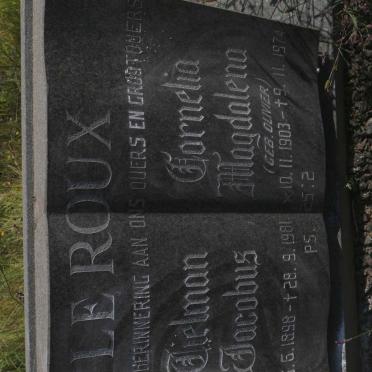 ROUX Tielman Jacobus, le 1898-1981 &amp; Cornelia Magdalena OLIVIER 1903-1974
