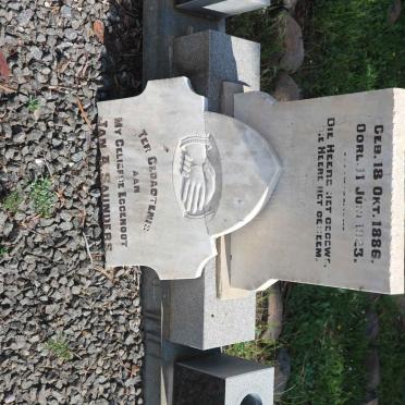 SAUNDERS Jan A. 1886-1923 &amp; Rachel Margaretha Petronella ENGELBRECHT 1888-195?