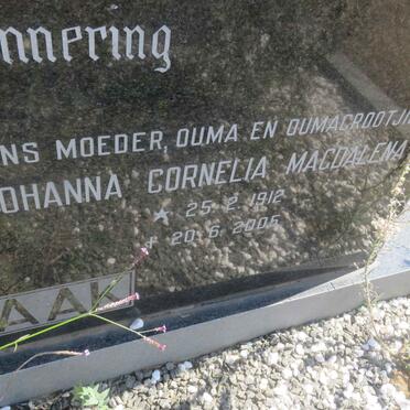 VERMAAK Jan Abraham 1912-1971 &amp; Johanna Cornelia Magdalena 1912-2005 _2